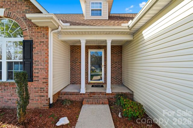 2478 23rd Street NE, Hickory, NC 28601