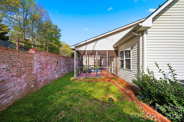 2478 23rd Street NE, Hickory, NC 28601