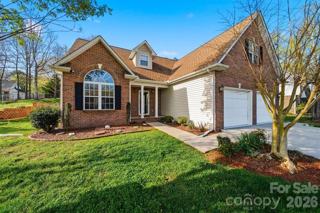 2478 23rd Street NE, Hickory, NC 28601