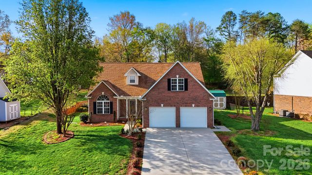 2478 23rd Street NE, Hickory, NC 28601