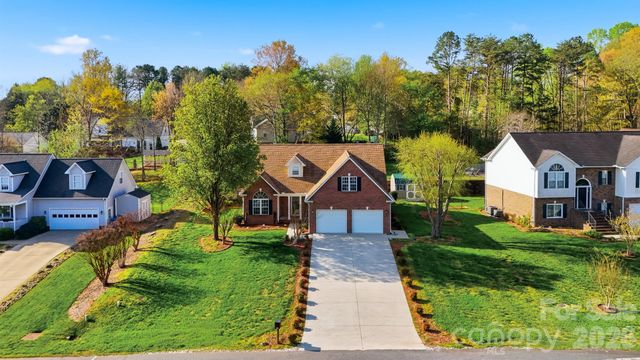 2478 23rd Street NE, Hickory, NC 28601
