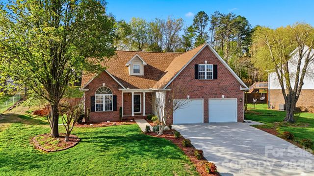 2478 23rd Street NE, Hickory, NC 28601