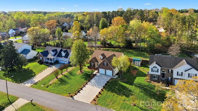 2478 23rd Street NE, Hickory, NC 28601