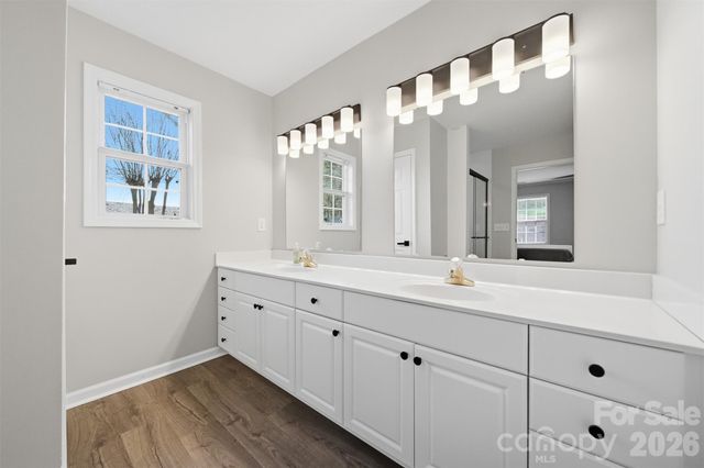 2478 23rd Street NE, Hickory, NC 28601