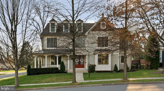 802 COTTAGE ST SW, Vienna, VA 22180