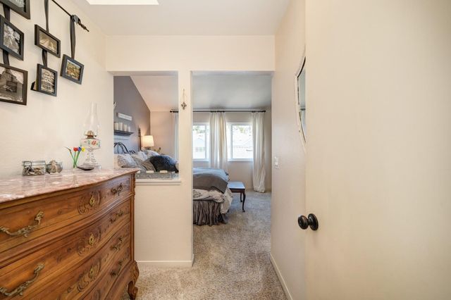 5943 Main Ave #D, Orangevale, CA 95662