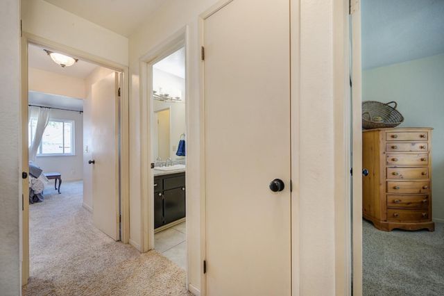 5943 Main Ave #D, Orangevale, CA 95662