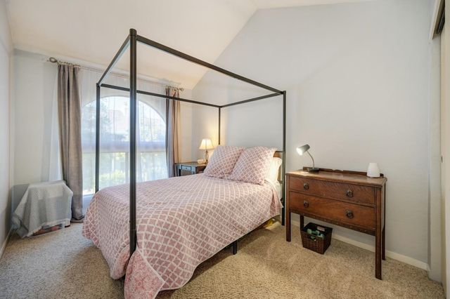 5943 Main Ave #D, Orangevale, CA 95662
