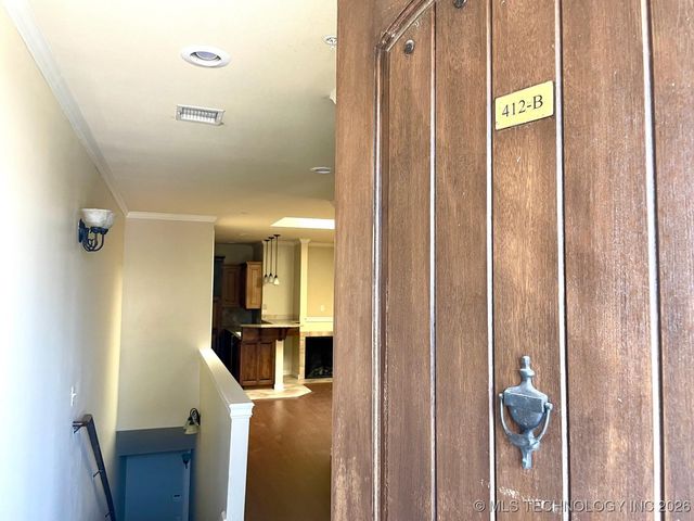 412 E B Street 412 B, Jenks, OK 74037