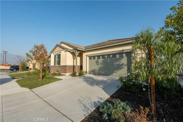 565 Hudson Way, Rialto, CA 92377