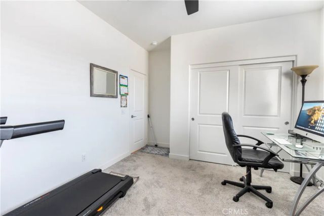 565 Hudson Way, Rialto, CA 92377