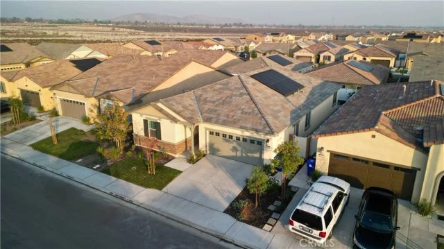 565 Hudson Way, Rialto, CA 92377