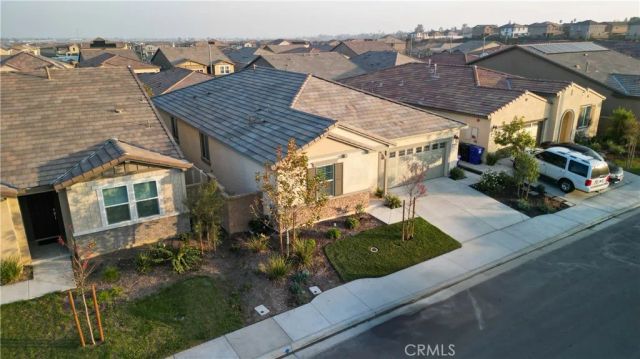 565 Hudson Way, Rialto, CA 92377