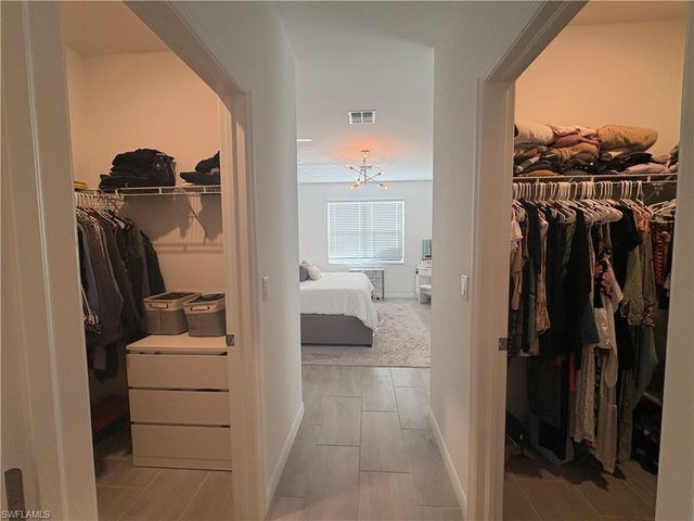 2458 Orchard ST, Naples, FL 34120