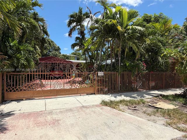 4935 SW 101st Ave 1, Miami, FL 33165
