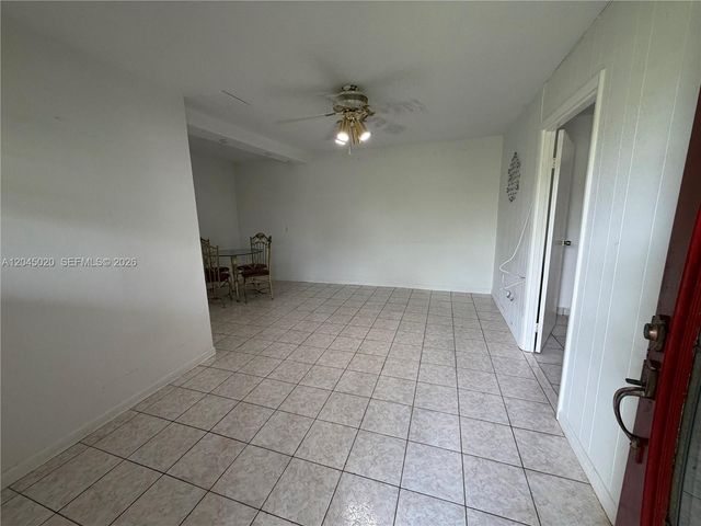4935 SW 101st Ave 1, Miami, FL 33165