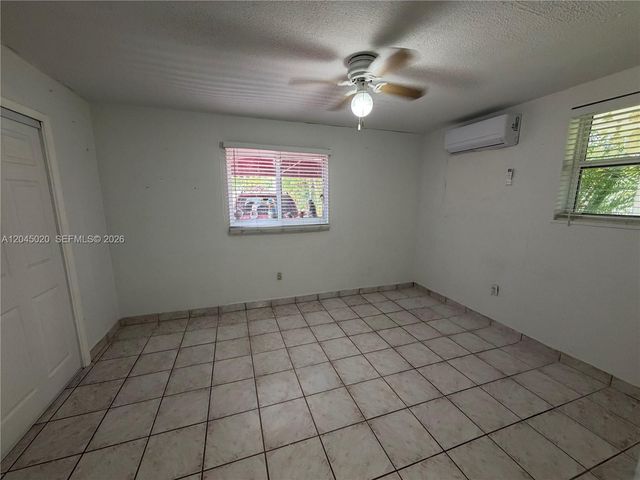 4935 SW 101st Ave 1, Miami, FL 33165