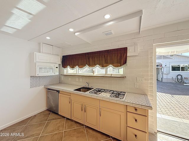 1226 W Purdue Avenue, Phoenix, AZ 85021