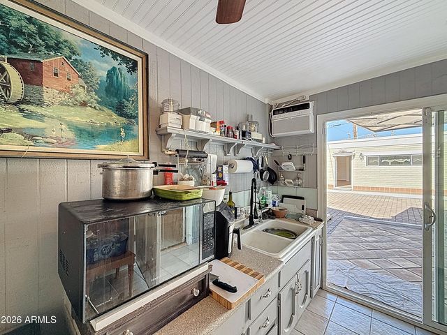 1226 W Purdue Avenue, Phoenix, AZ 85021