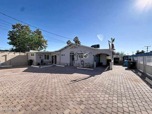 1226 W Purdue Avenue, Phoenix, AZ 85021