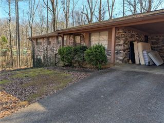 5995 N Bear Drive, Douglasville, GA 30135