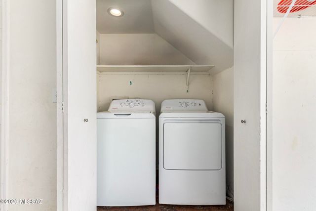 1624 E Calle Grandiosa, Tucson, AZ 85706