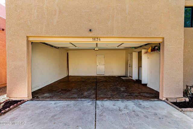 1624 E Calle Grandiosa, Tucson, AZ 85706