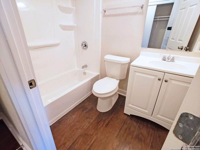 1529 N WALTERS, San Antonio, TX 78202