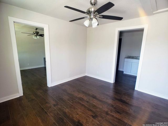 1529 N WALTERS, San Antonio, TX 78202