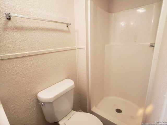 1529 N WALTERS, San Antonio, TX 78202