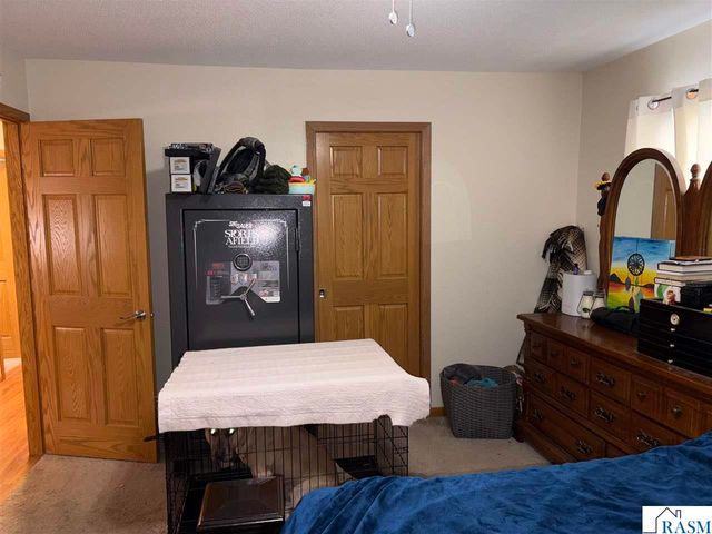 219 SE 5th Street, Madelia, MN 56062