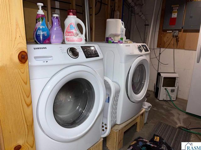 219 SE 5th Street, Madelia, MN 56062