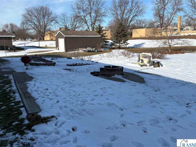 219 SE 5th Street, Madelia, MN 56062