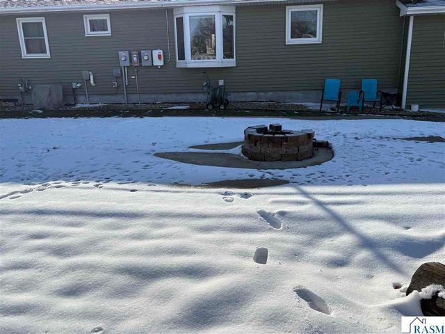 219 SE 5th Street, Madelia, MN 56062