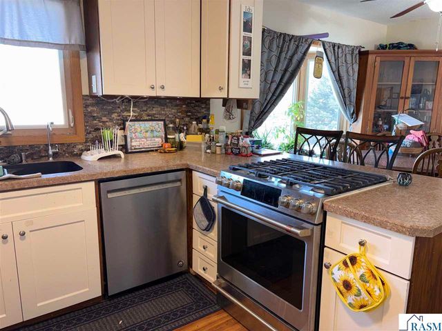 219 SE 5th Street, Madelia, MN 56062