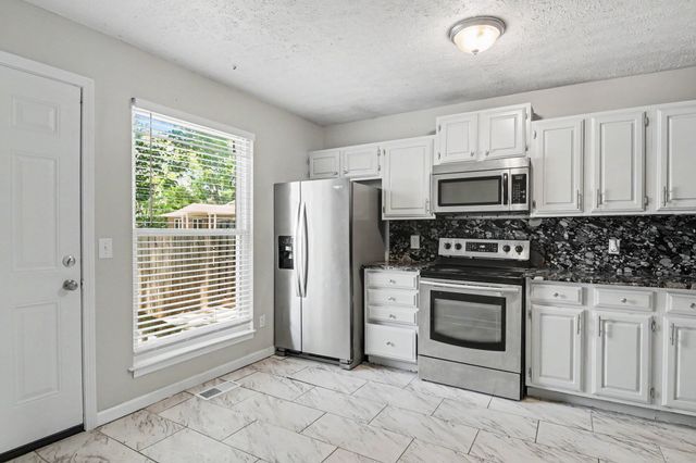 109 Summerlake Pl, Hendersonville, TN 37075