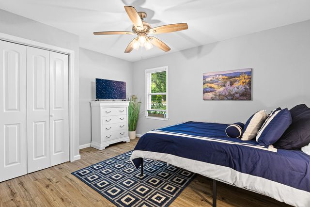 1021 N Montgomery St, Gilmer, TX 75644