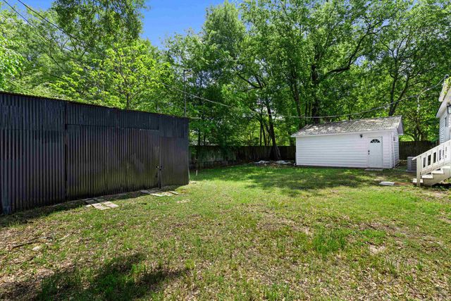 1021 N Montgomery St, Gilmer, TX 75644
