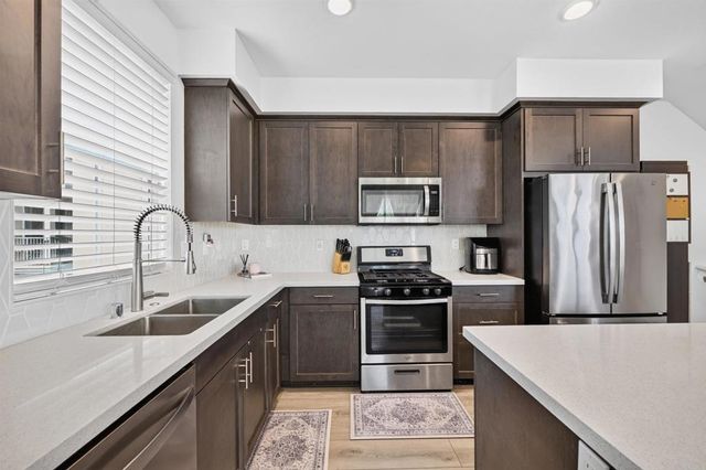 402 Carina Glen, Escondido, CA 92029