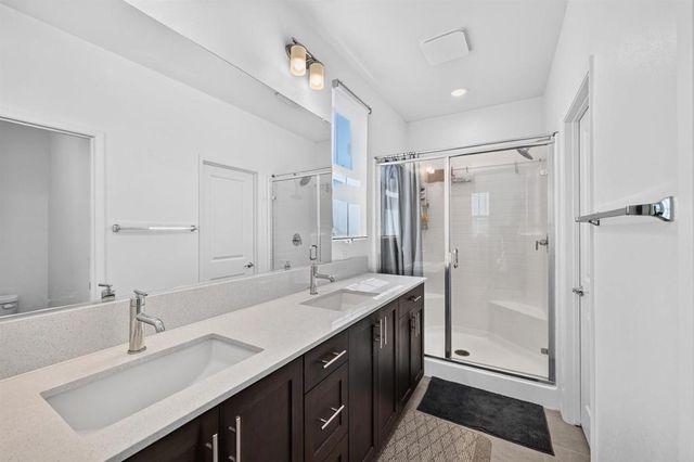 402 Carina Glen, Escondido, CA 92029