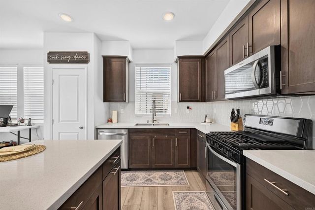 402 Carina Glen, Escondido, CA 92029