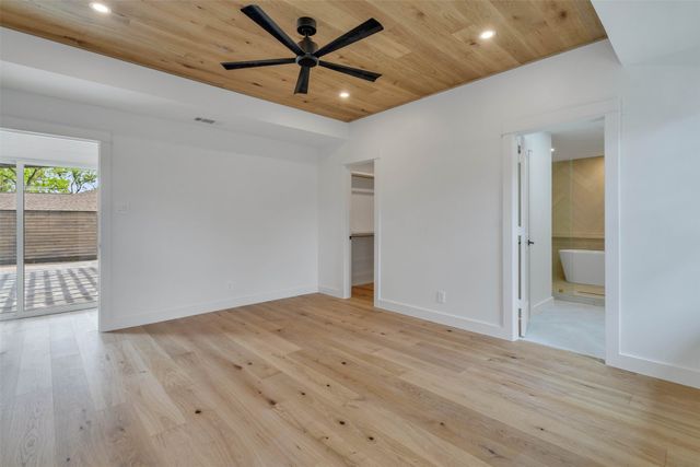 6645 Lange Circle, Dallas, TX 75214