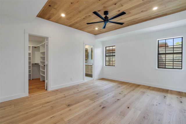 6645 Lange Circle, Dallas, TX 75214