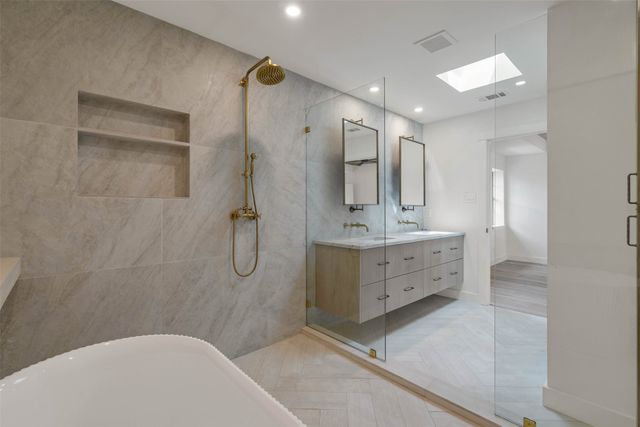 6645 Lange Circle, Dallas, TX 75214