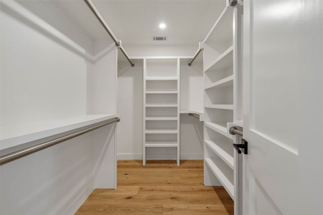 6645 Lange Circle, Dallas, TX 75214