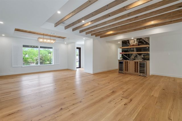 6645 Lange Circle, Dallas, TX 75214