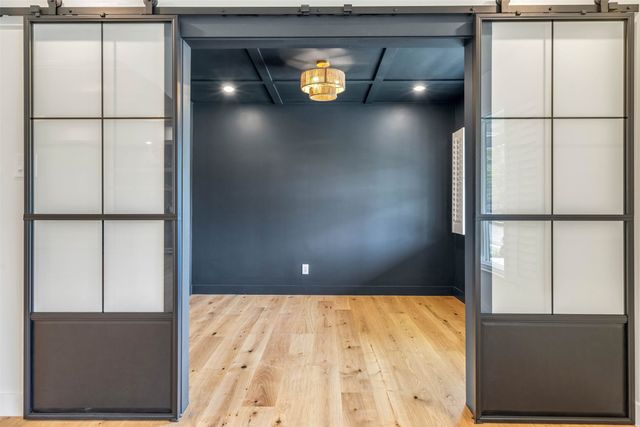 6645 Lange Circle, Dallas, TX 75214