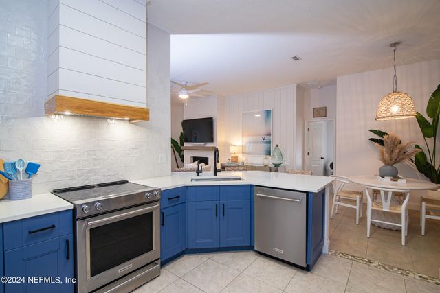 2402 SEAGATE Lane N, St. Augustine, FL 32084