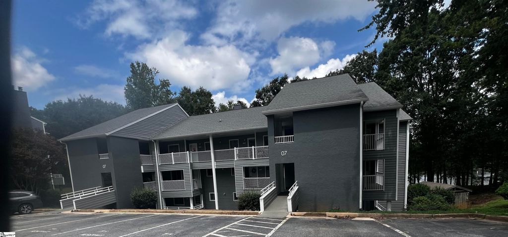 707 Northlake Drive, Anderson, SC 29625