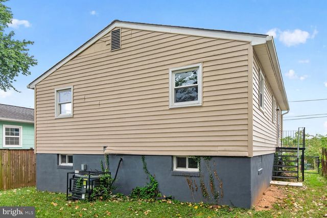 6117 OSBORN RD, Landover, MD 20785